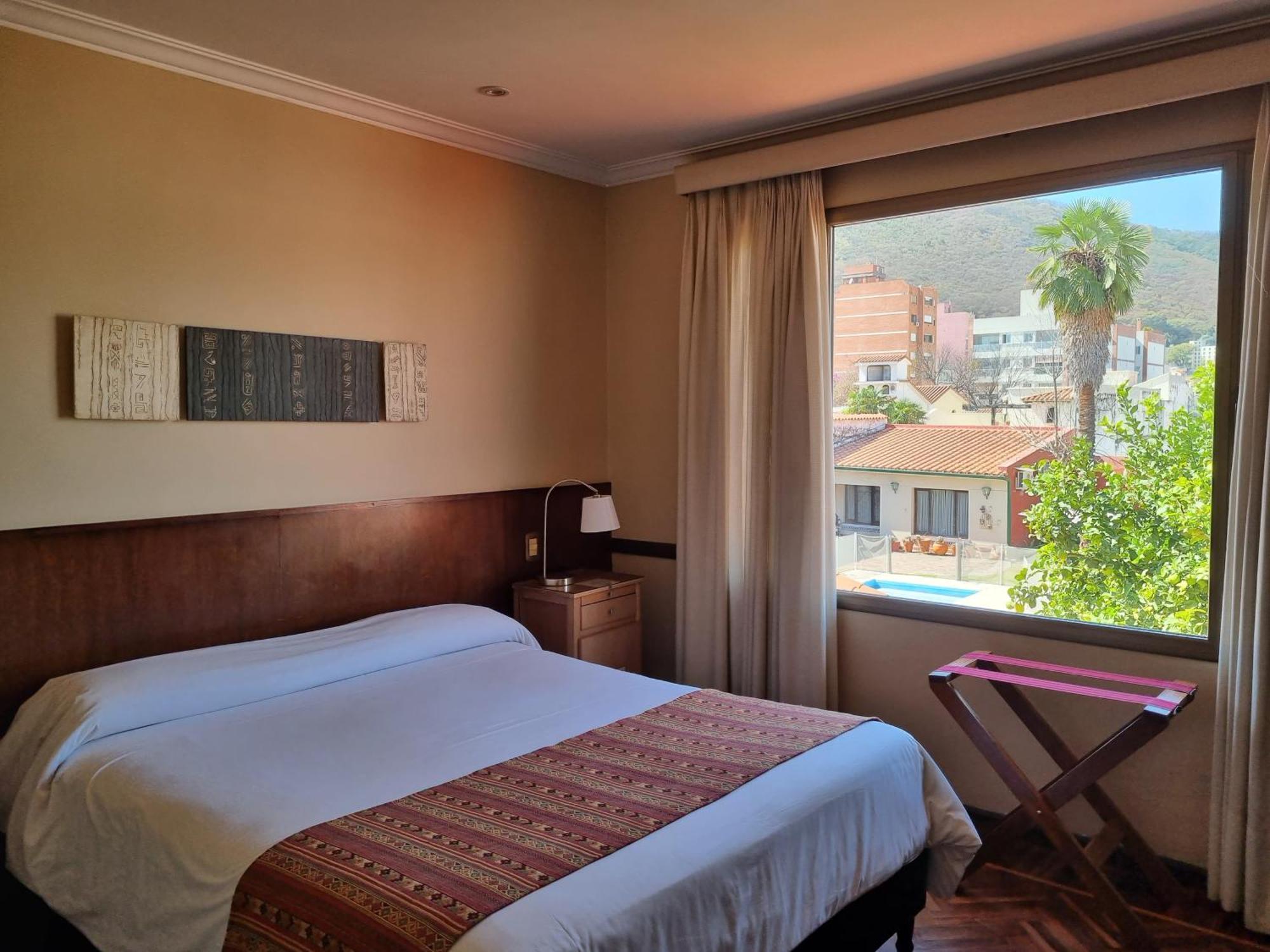 Hotel Boutique La Candela Сальта Екстер'єр фото