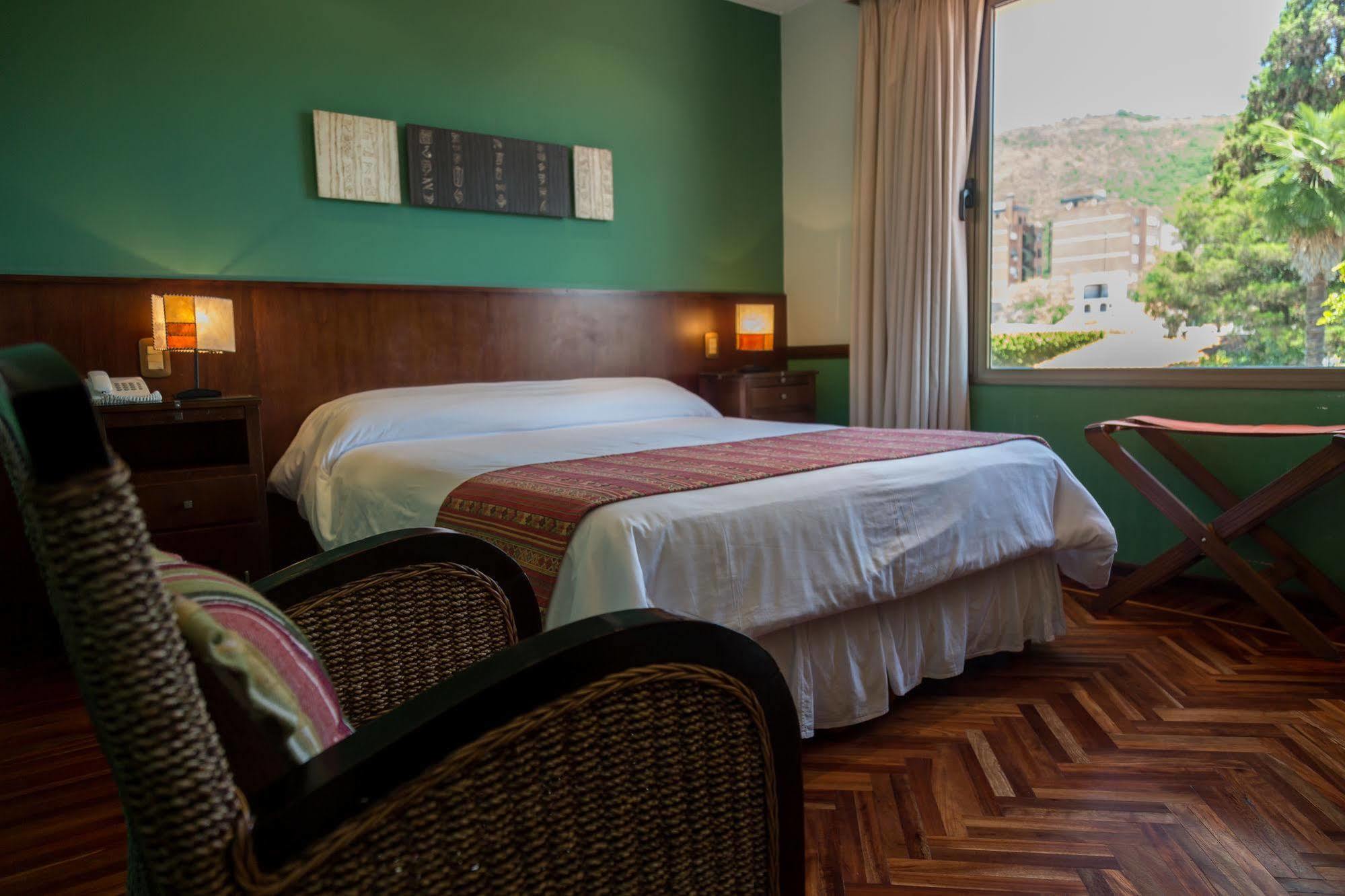 Hotel Boutique La Candela Сальта Екстер'єр фото